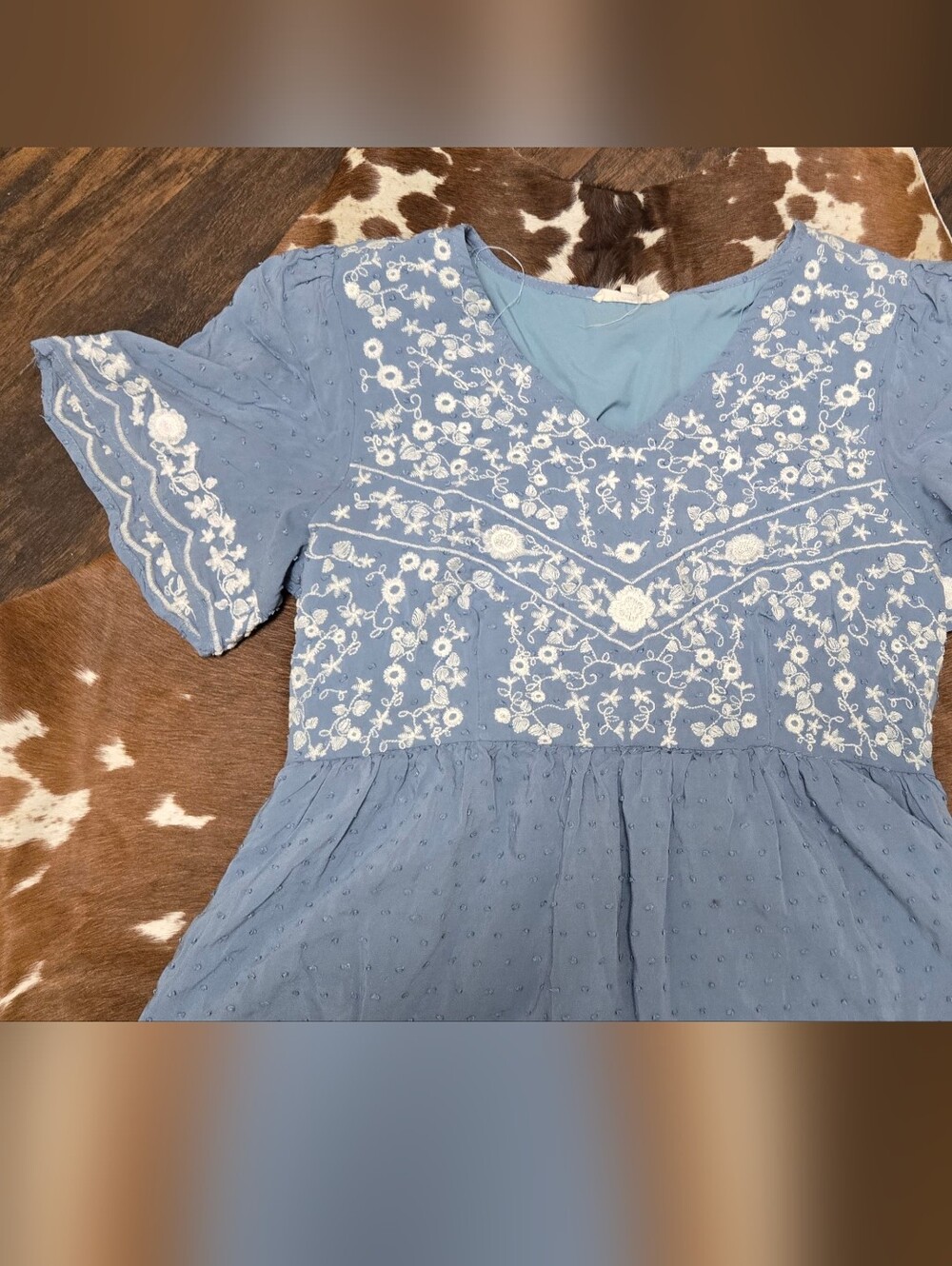 tea n rose Powder Blue Embroidered Midi Dress with Flutter Sleeves - Picture 3 of 4